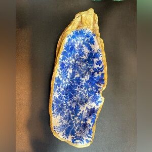 Blue and White Floral Decorative Oyster Shell with Gold Edge